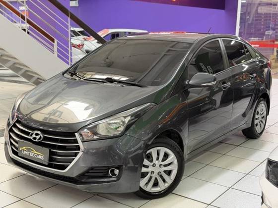 HYUNDAI HB20S 1.6 COMFORT PLUS 16V FLEX 4P AUTOMÁTICO